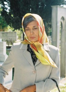 serif sezer - 2004
